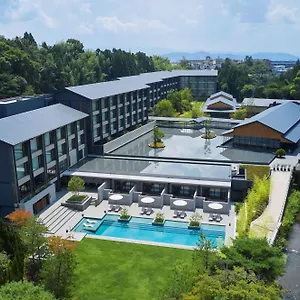 Resort Roku Kyoto, Lxr &